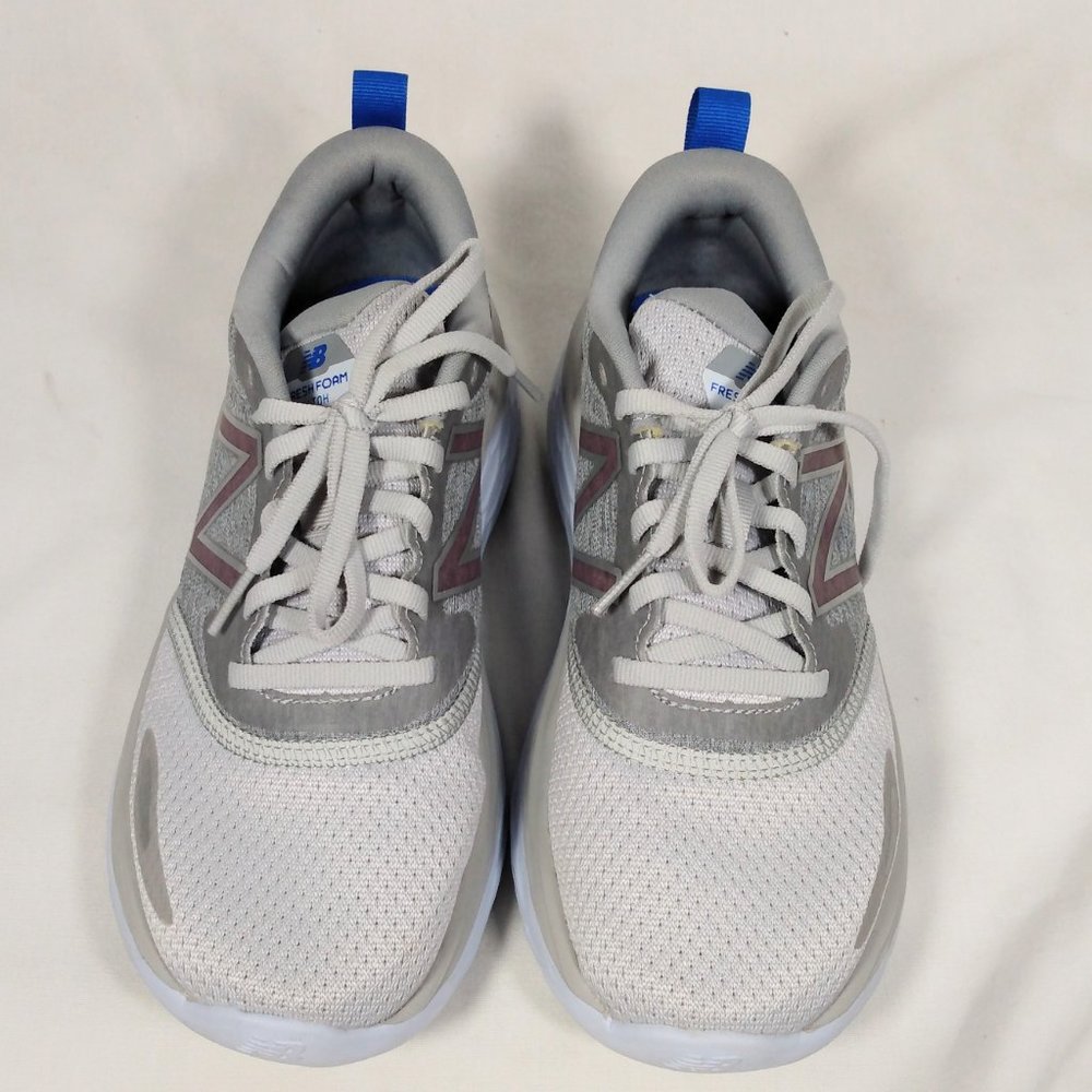 New Balance Women's Altoh V1 Fresh Foam Running Shoe New without Tags - Picture 3 of 5